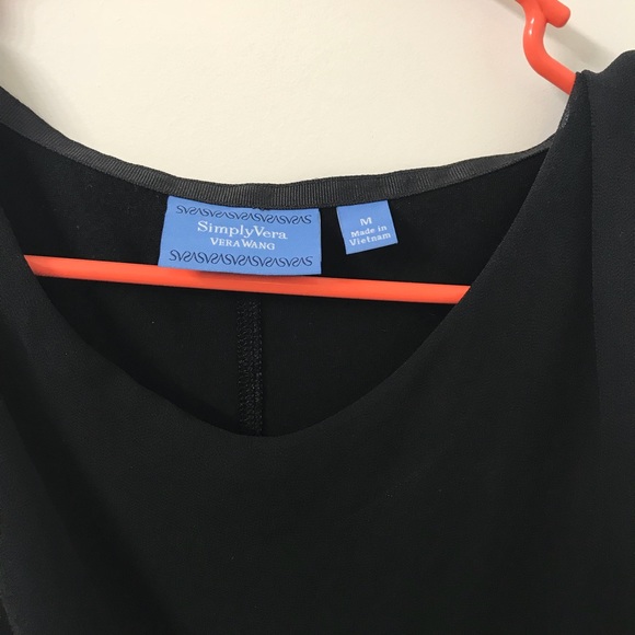 Simply Vera Tank - Picture 2 of 2